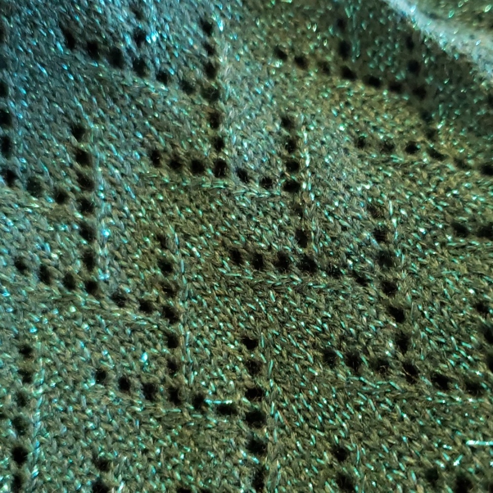Various infinity scarves - Picture 2 of 4